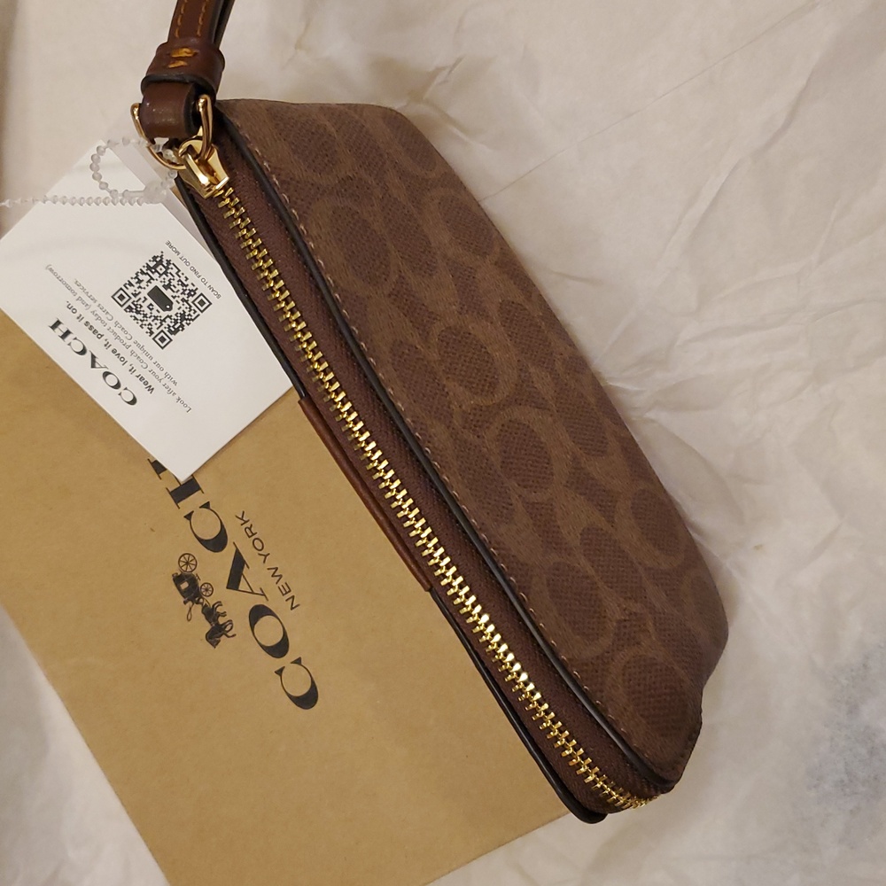 Coach Wristlet Brown & Tan Signature W/ Box NWNT - Picture 4 of 8